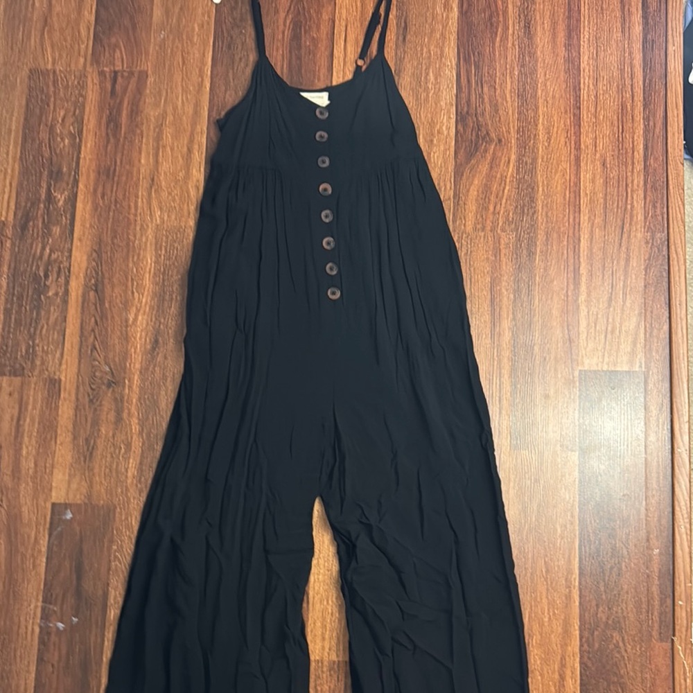 Black Sleeveless Jumpsuit